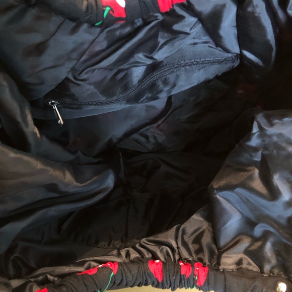 Cherry bag - Picture 7 of 7